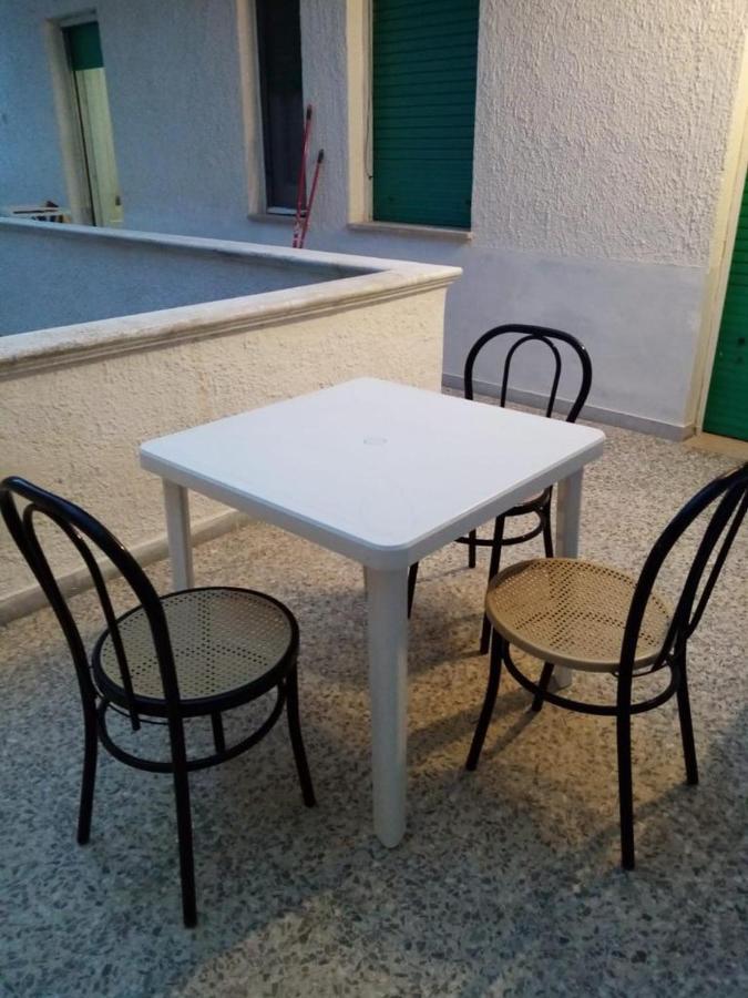 הוילה טורה קאנה Dimora Storica Fronte Mare Con Terrazzo Privato מראה חיצוני תמונה
